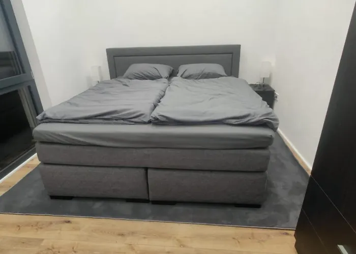 公寓 Moderne Penthouse Mit Grosser Terasse