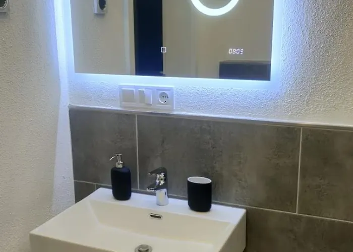 公寓 Moderne Penthouse Mit Grosser Terasse